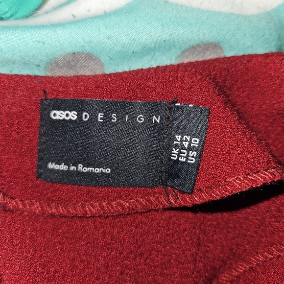 ASOS design simple maroon dress - Picture 3 of 3